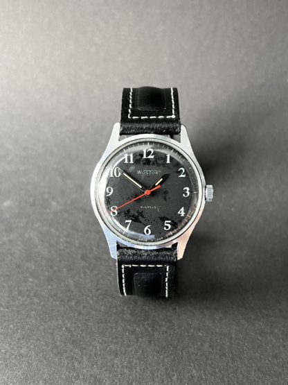 наручные часы Восток СССР черный циферблат