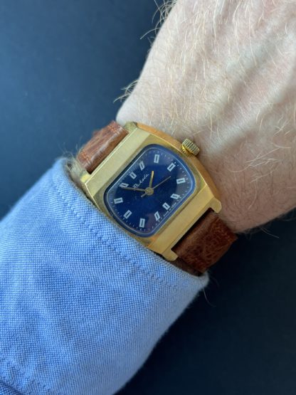 Ракета Бейкер наручные часы СССР синий циферблат