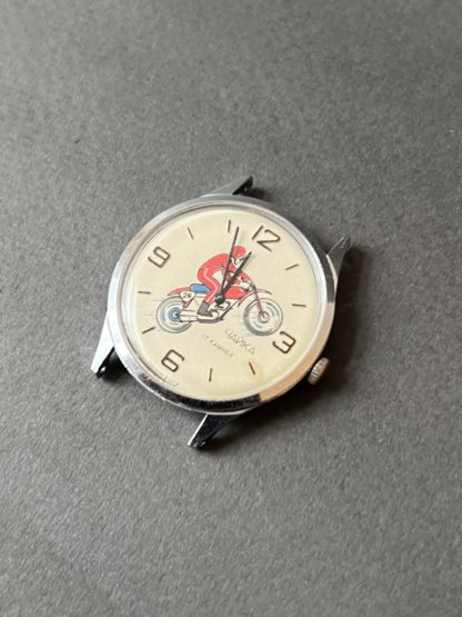 Чайка - мотоспорт - мотоцикл часы наручные СССР
