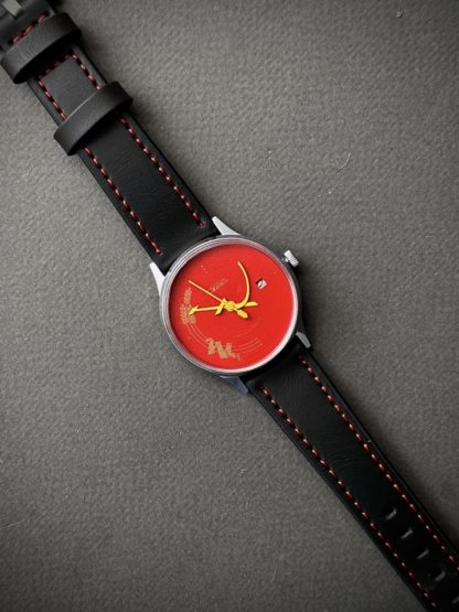 часы СССР Ракета Красная "Серп и Молот"