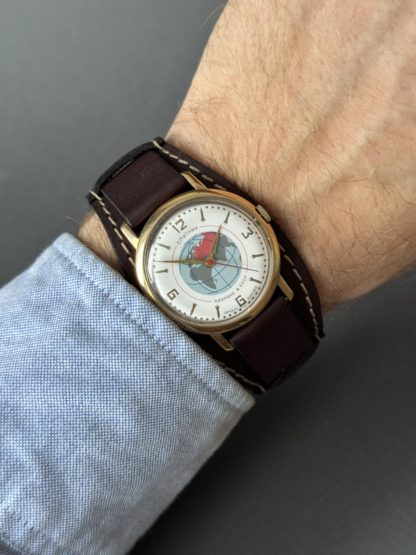 часы Спутник Сделано в СССР